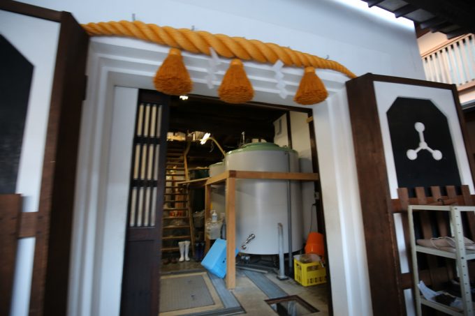 飛騨の誇るお米「ひだほまれ」の一等米を使用し、伝統的な手造りの醸造方法により日本酒の美味しさを現代まで伝え続けている船坂酒造